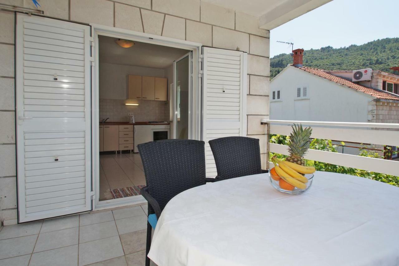 Vita Apartments Zrnovo Екстер'єр фото