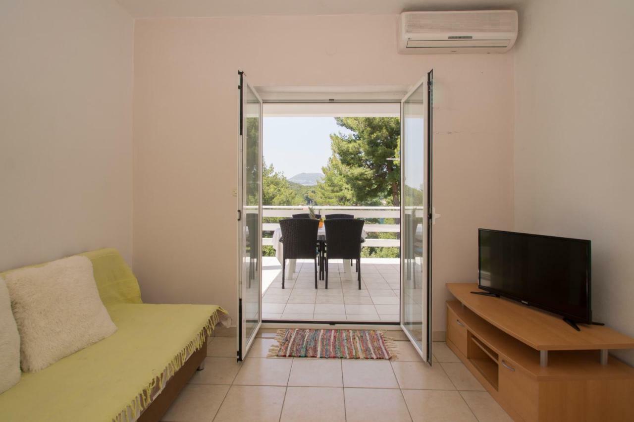 Vita Apartments Zrnovo Екстер'єр фото