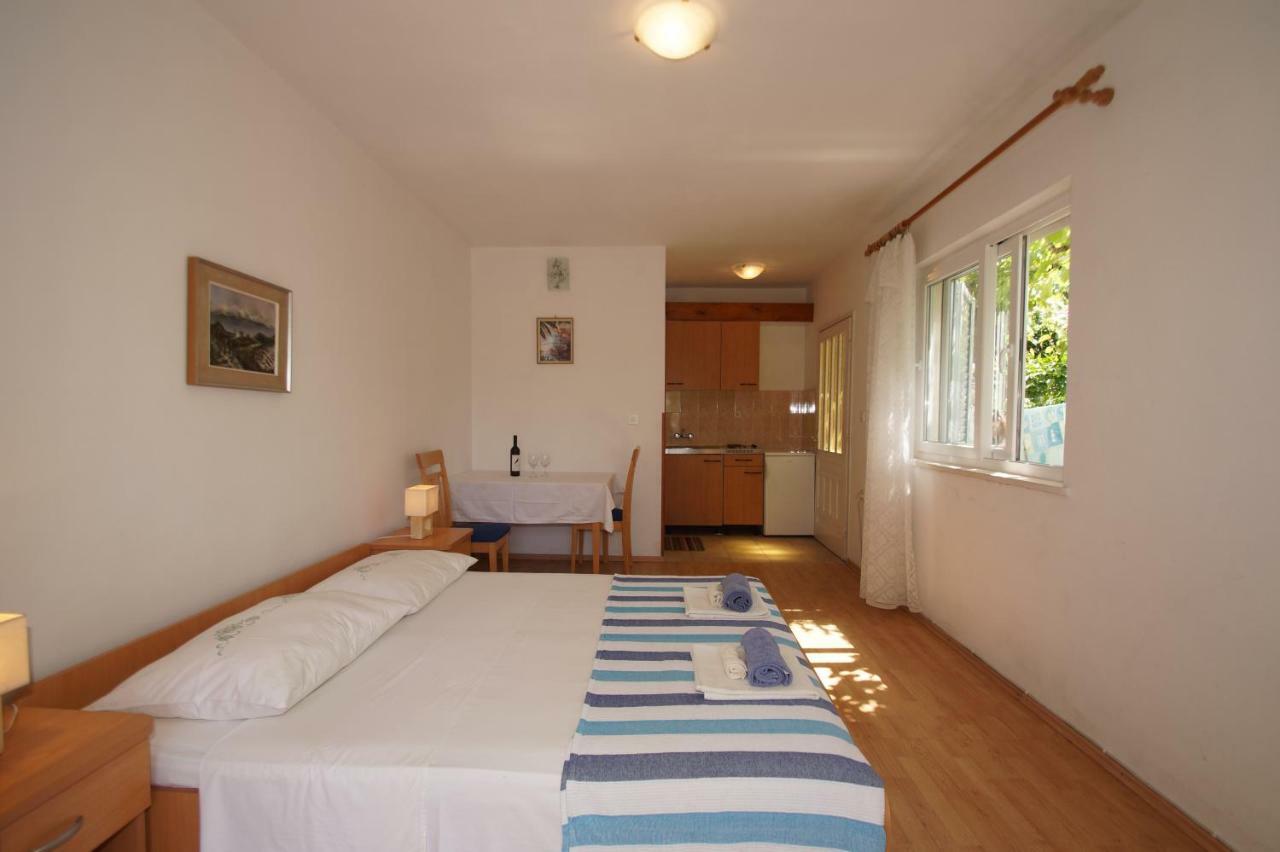 Vita Apartments Zrnovo Екстер'єр фото
