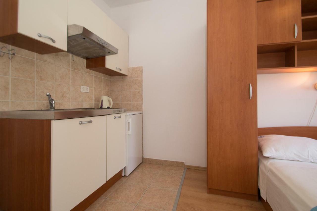 Vita Apartments Zrnovo Екстер'єр фото