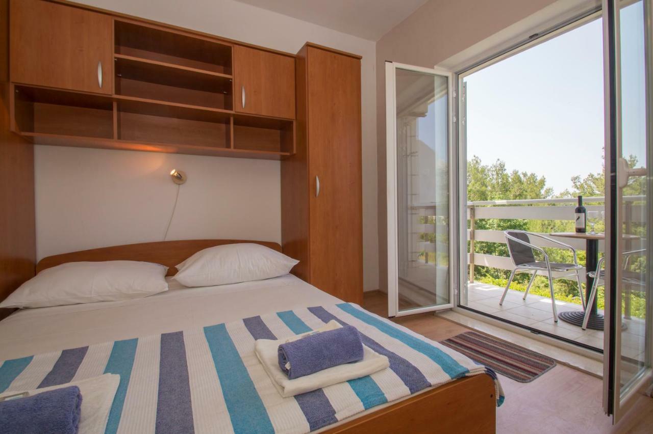 Vita Apartments Zrnovo Екстер'єр фото