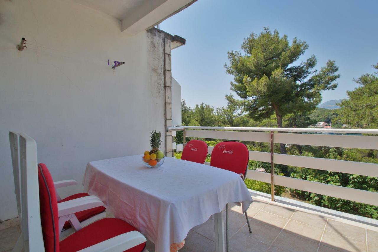 Vita Apartments Zrnovo Екстер'єр фото